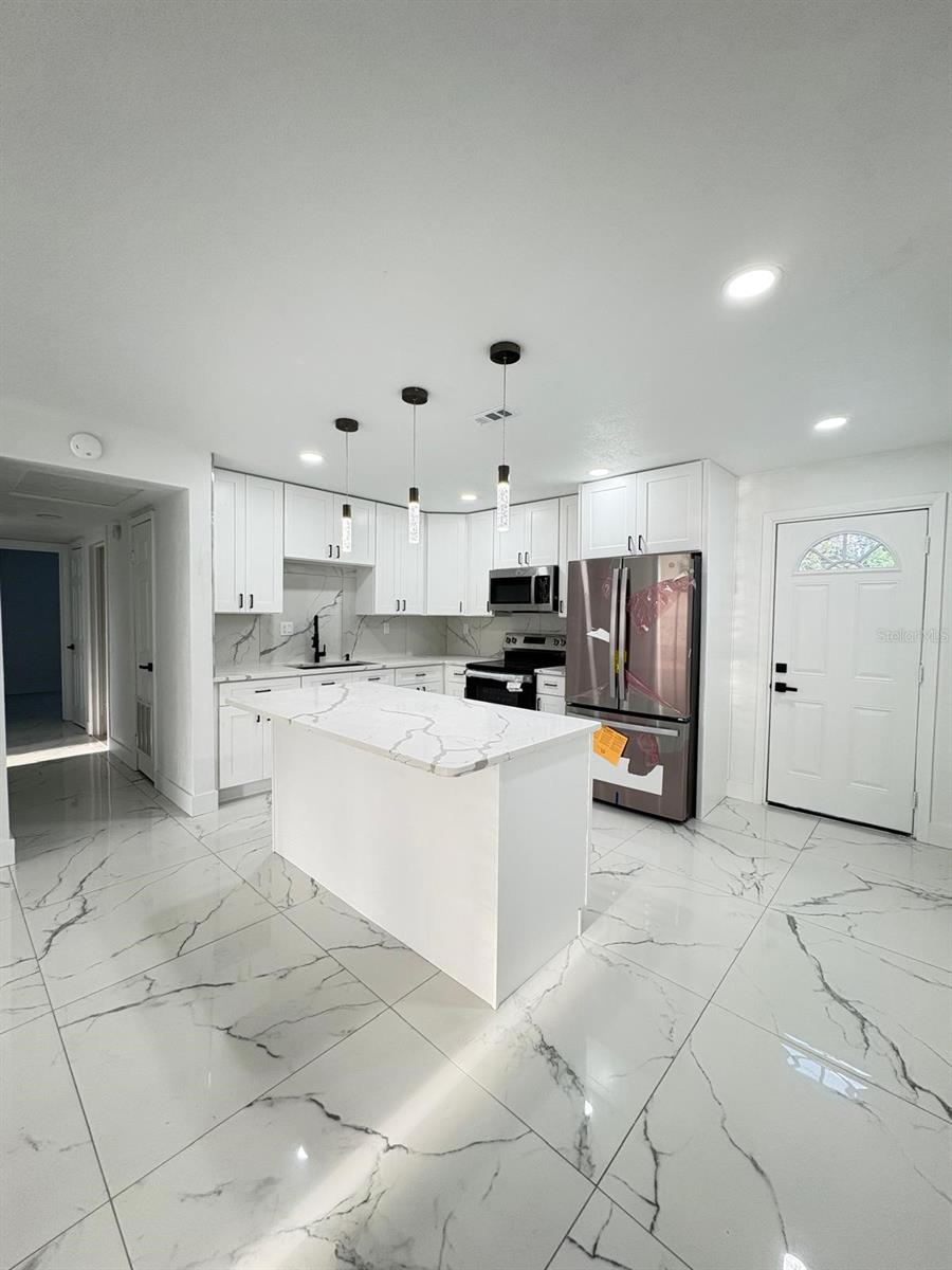723 FAIRMOUNT ROAD