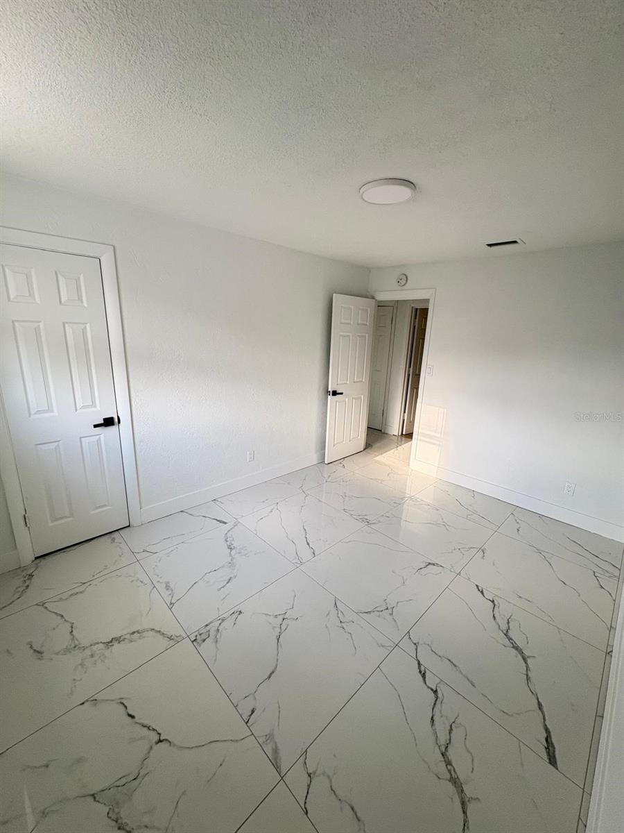 723 FAIRMOUNT ROAD