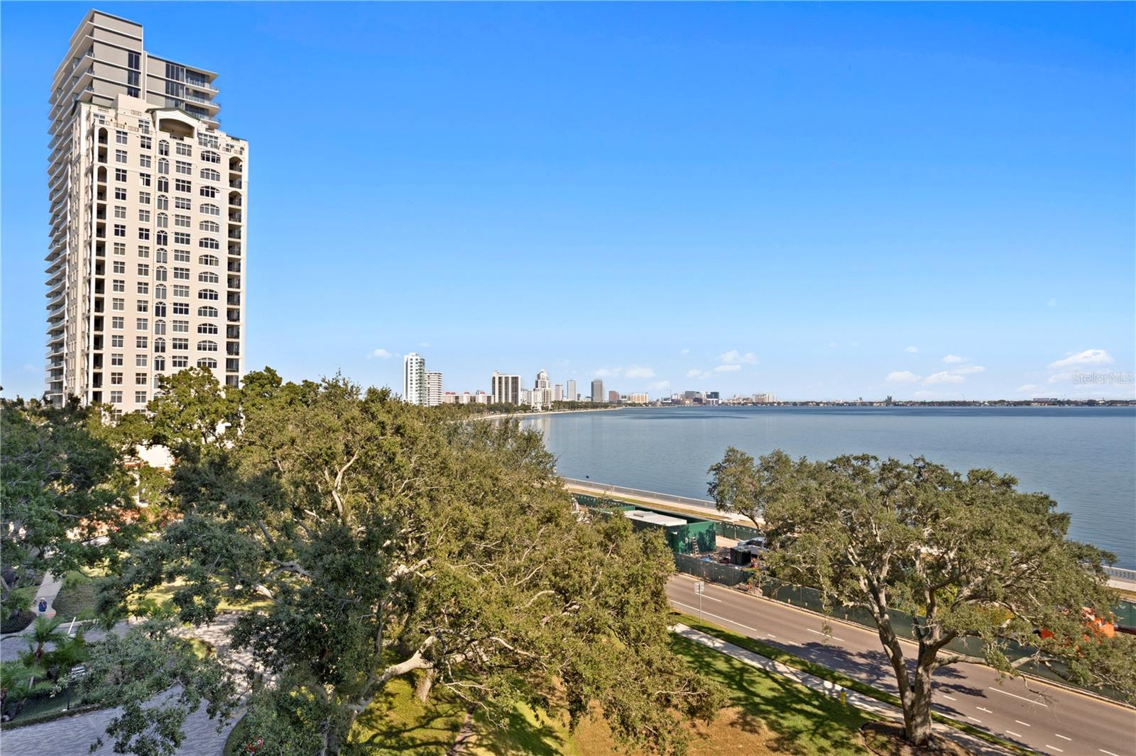 MONTE CARLO TOWERS A CONDOMINI - Residential