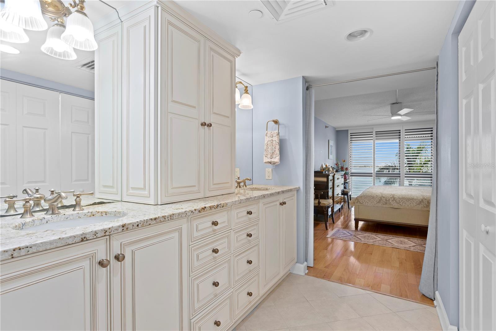 MONTE CARLO TOWERS A CONDOMINI - Residential