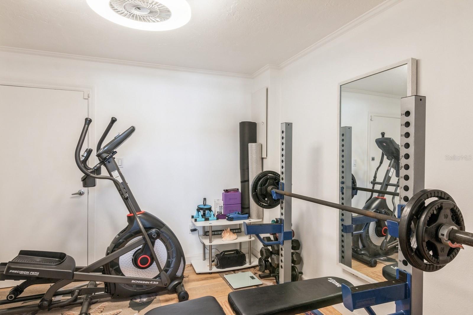 SIESTA ISLES - Residential