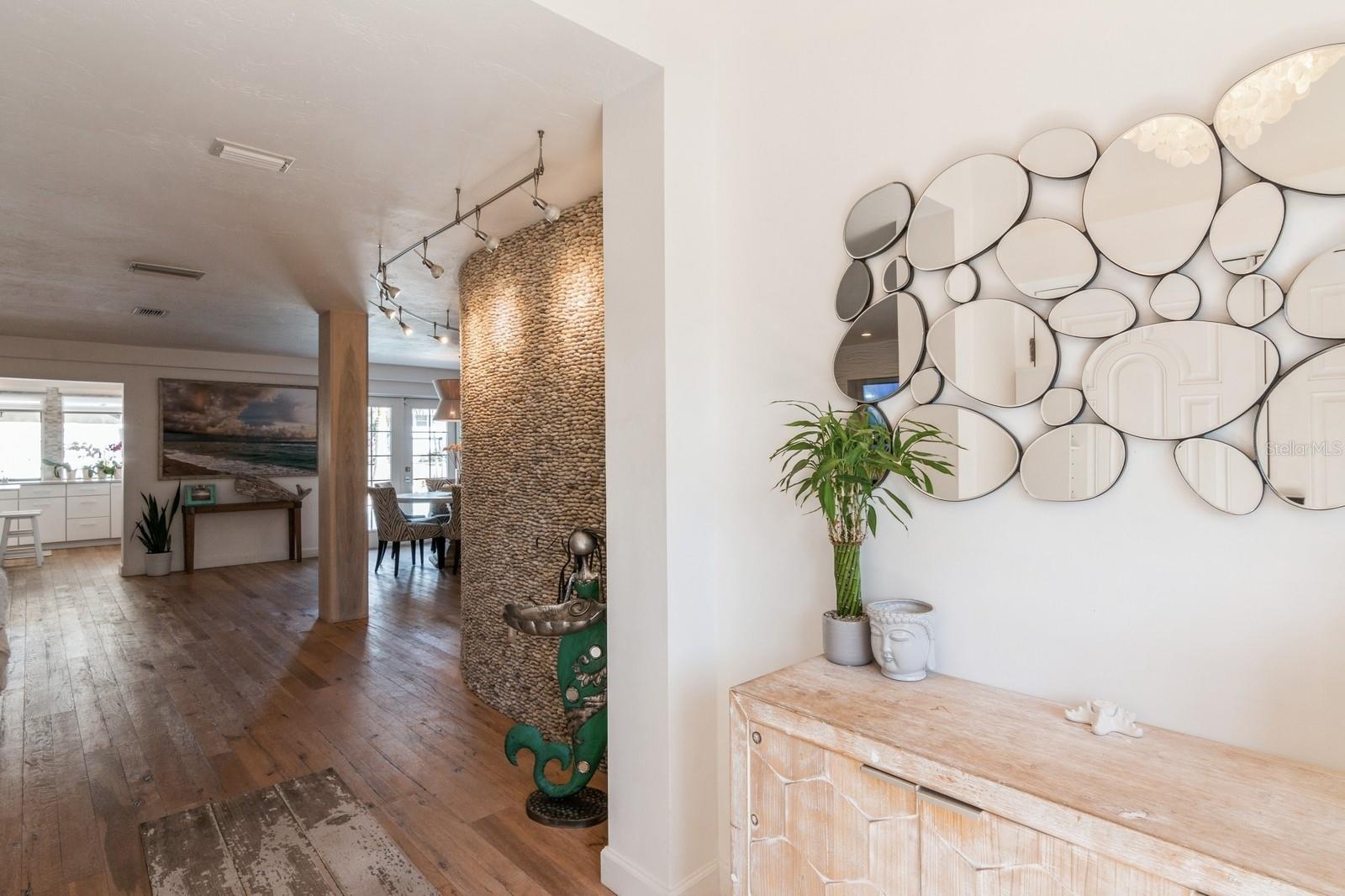 SIESTA ISLES - Residential