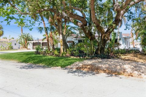 A home in SARASOTA