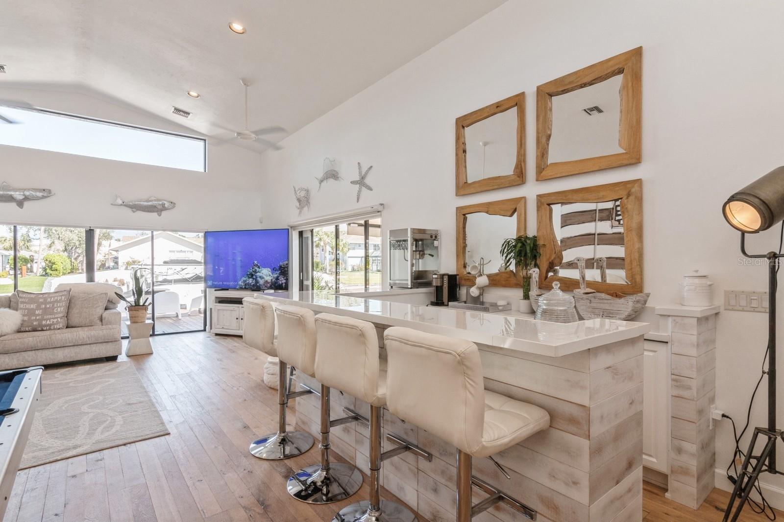 SIESTA ISLES - Residential