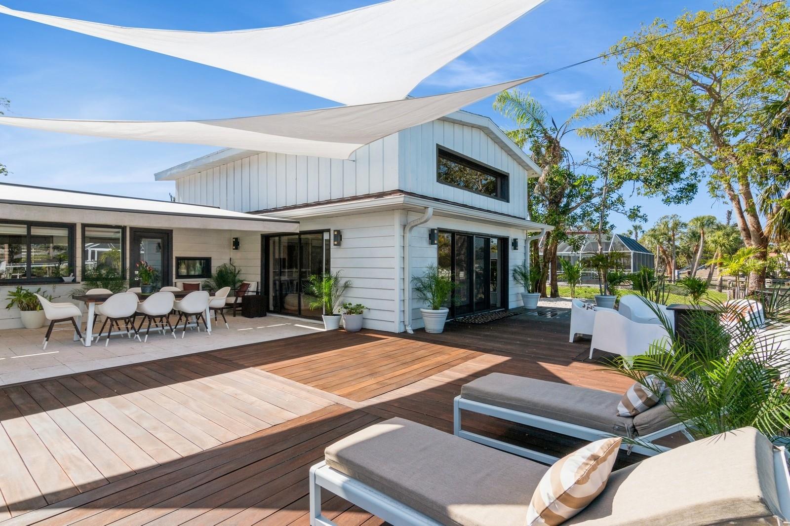 SIESTA ISLES - Residential