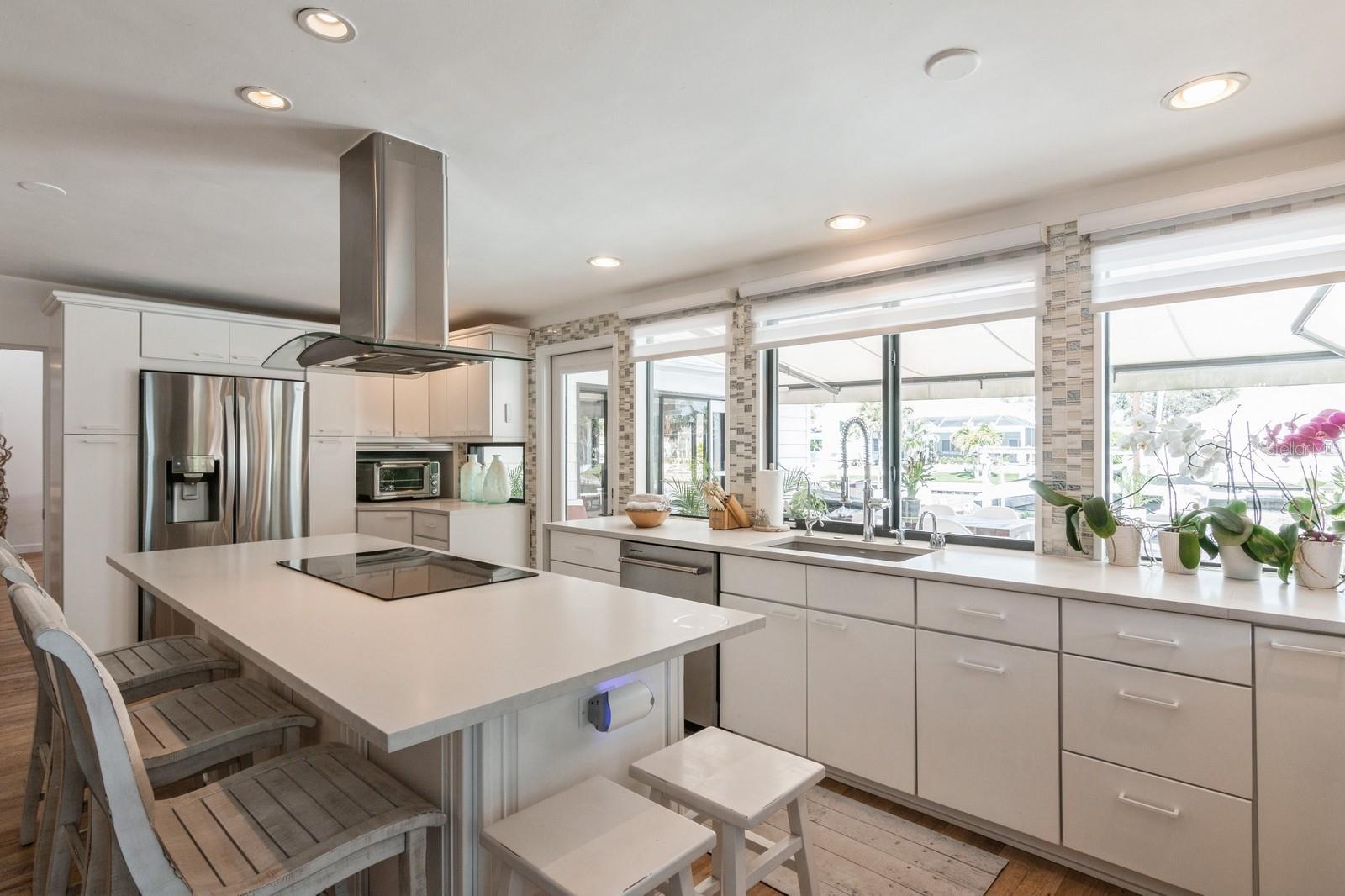 SIESTA ISLES - Residential