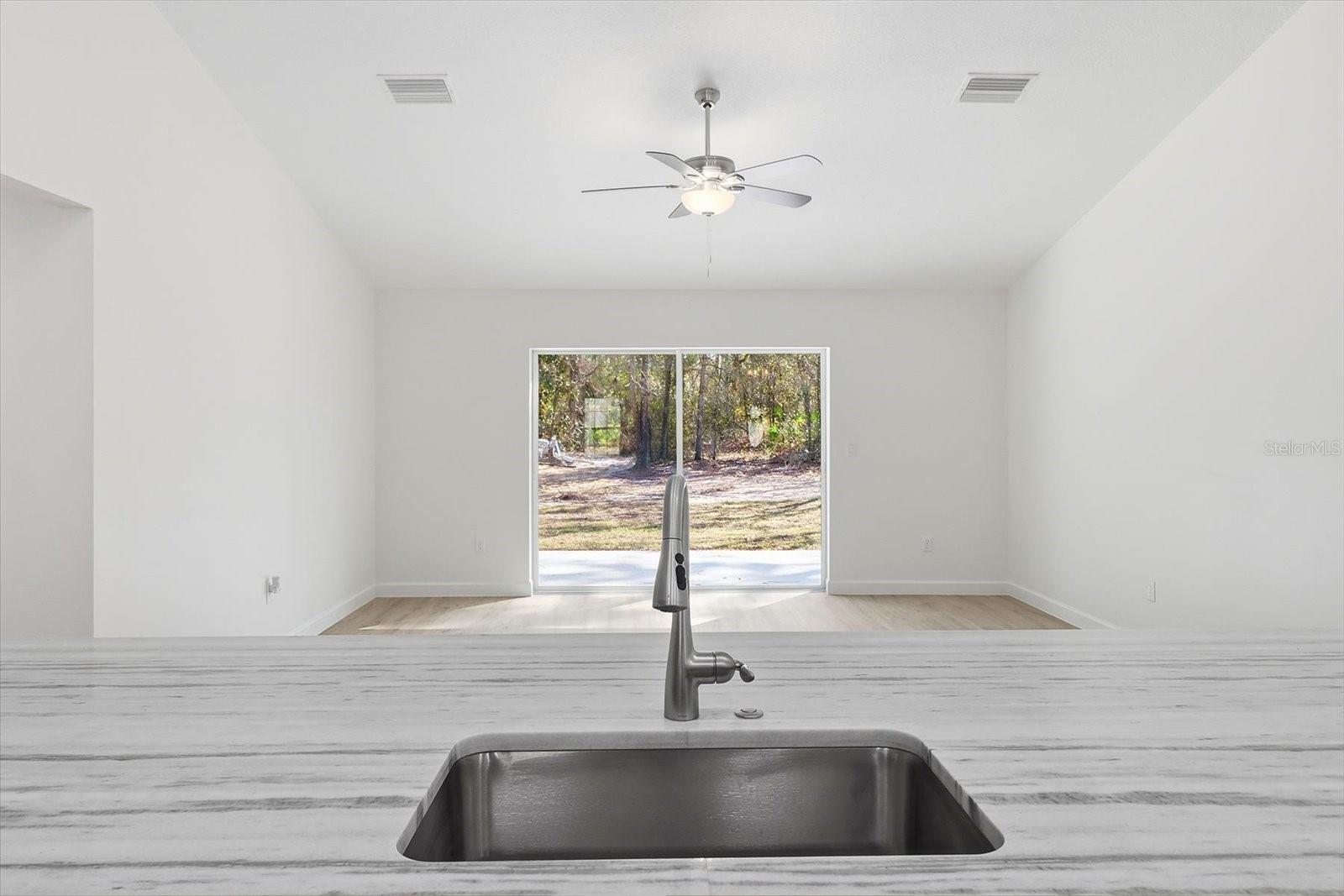 ROYAL HIGHLANDS - Residential