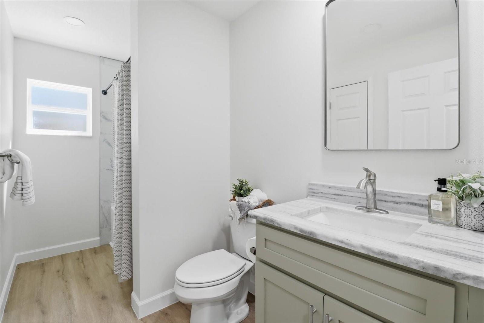 ROYAL HIGHLANDS - Residential