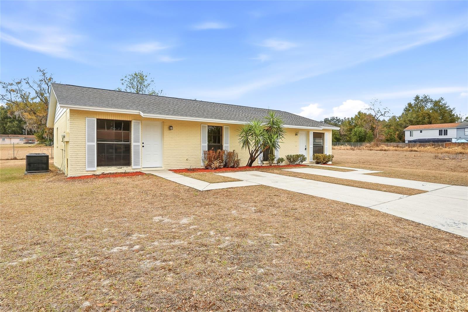 729/731 SUNBRIGHT DRIVE