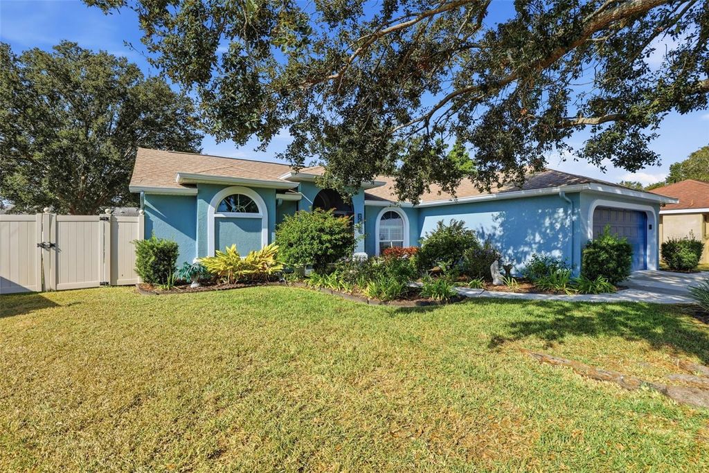 Photo of 6211 65th Place E, Palmetto, FL 34221 (MLS # TB8451431)