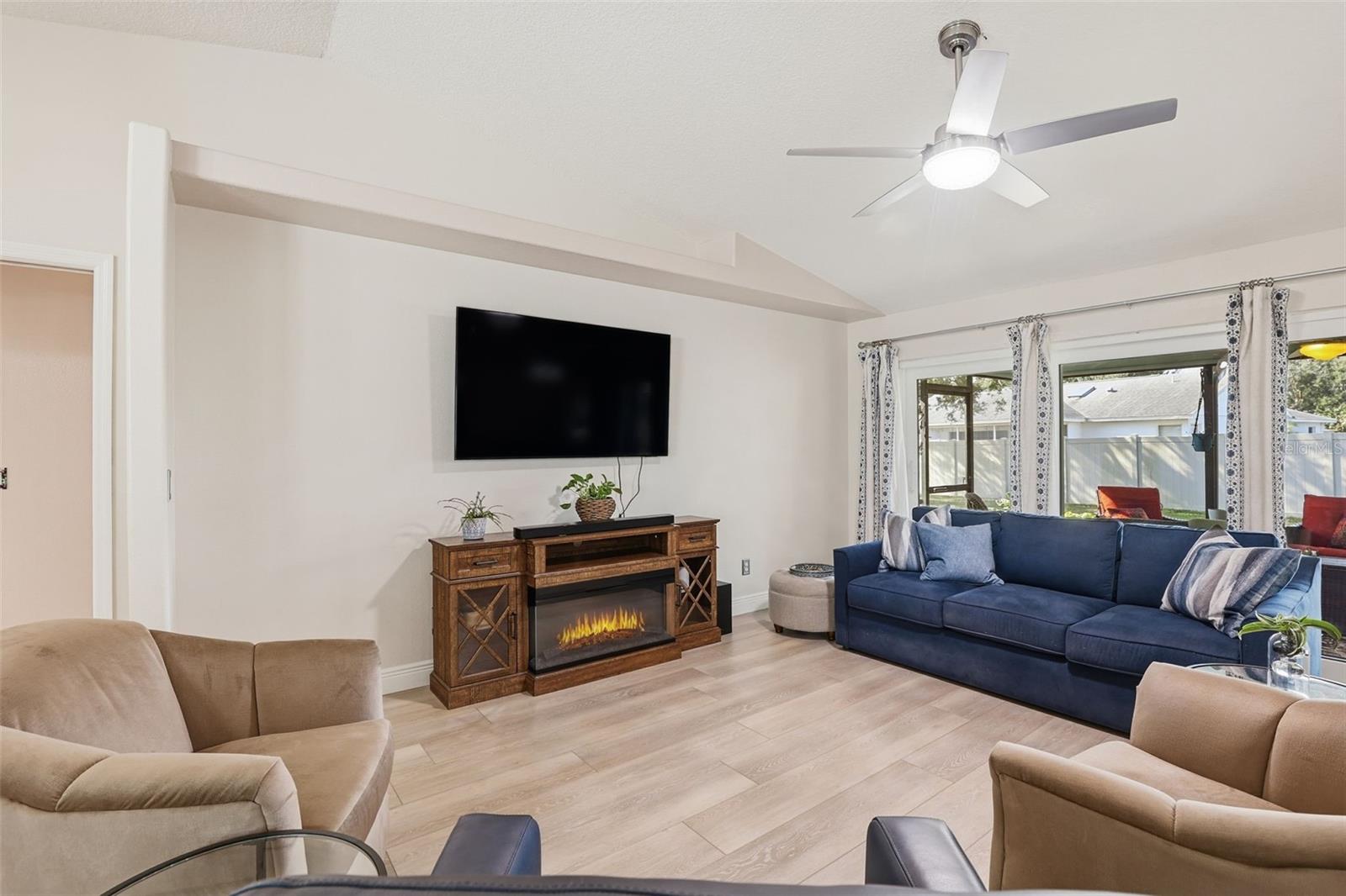 HEATHER GLEN PH II - Residential