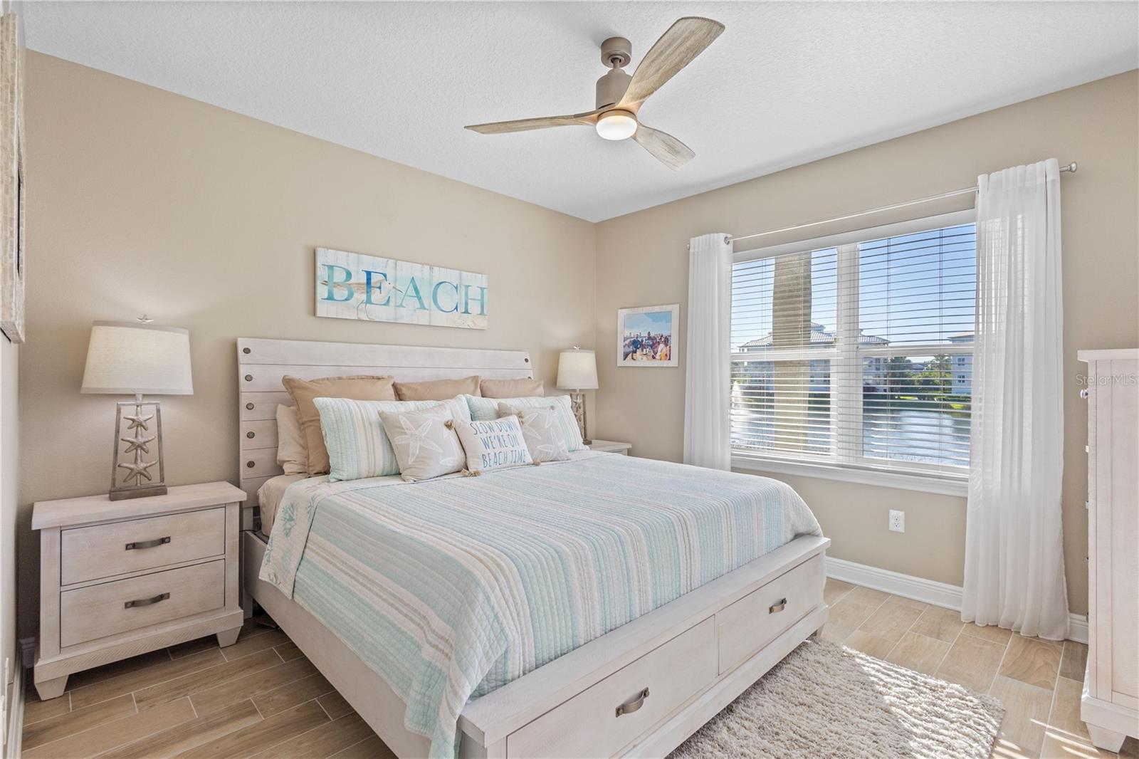 PALMA SOLA BAY CLUB PH 17B - Residential