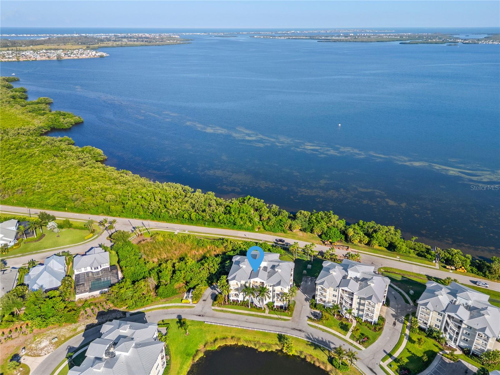 PALMA SOLA BAY CLUB PH 17B - Residential
