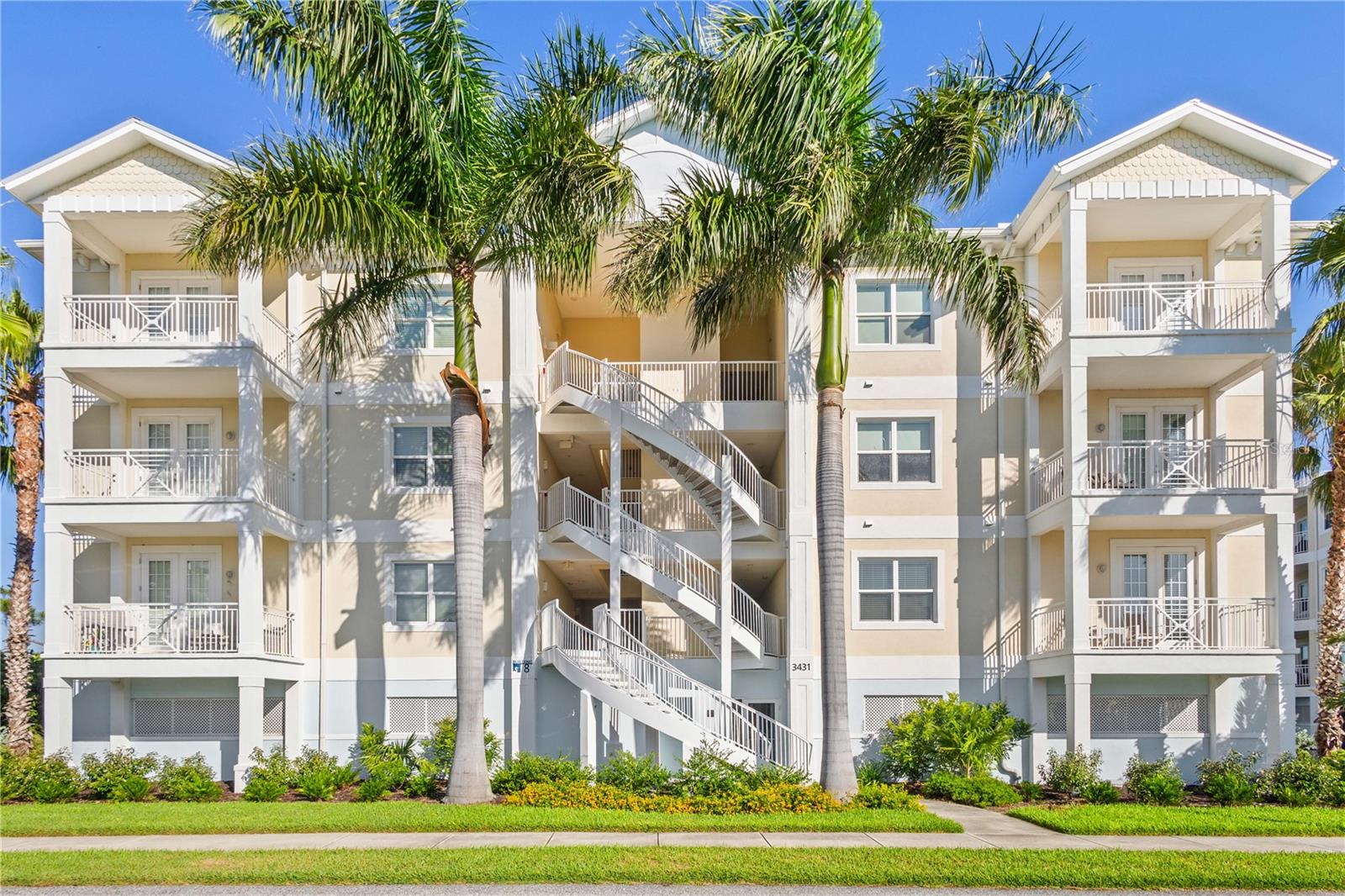PALMA SOLA BAY CLUB PH 17B - Residential