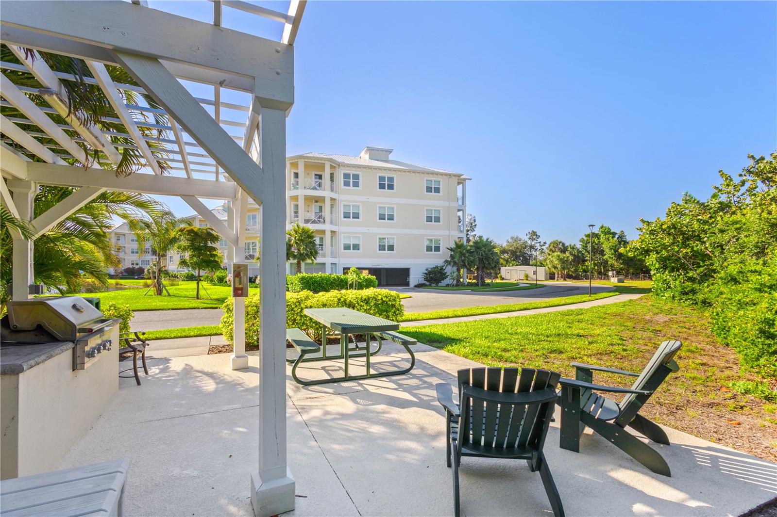 PALMA SOLA BAY CLUB PH 17B - Residential
