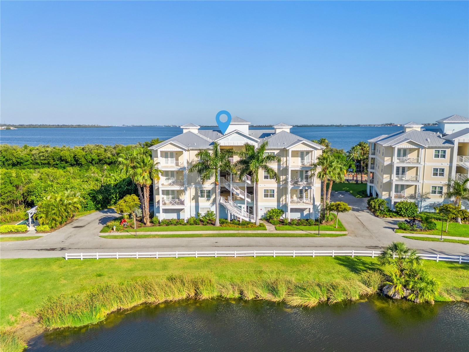 PALMA SOLA BAY CLUB PH 17B - Residential