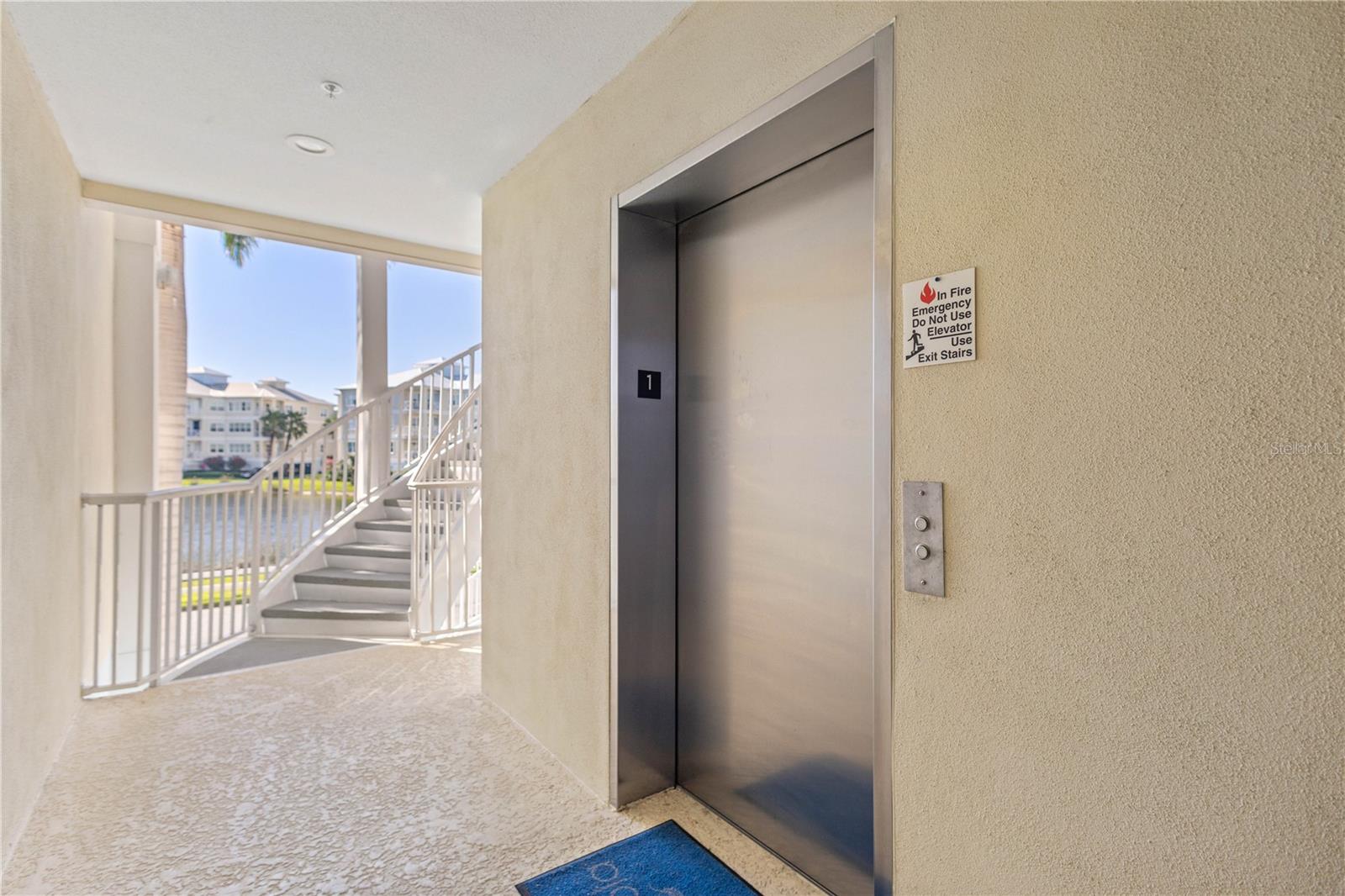 PALMA SOLA BAY CLUB PH 17B - Residential