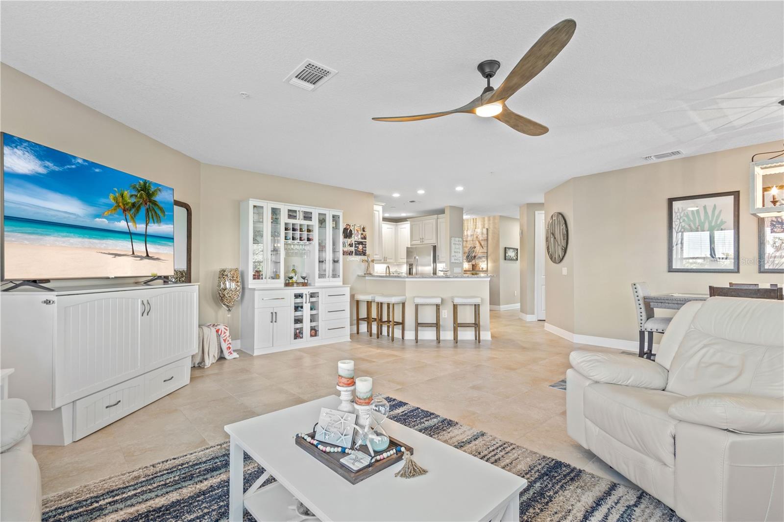 PALMA SOLA BAY CLUB PH 17B - Residential