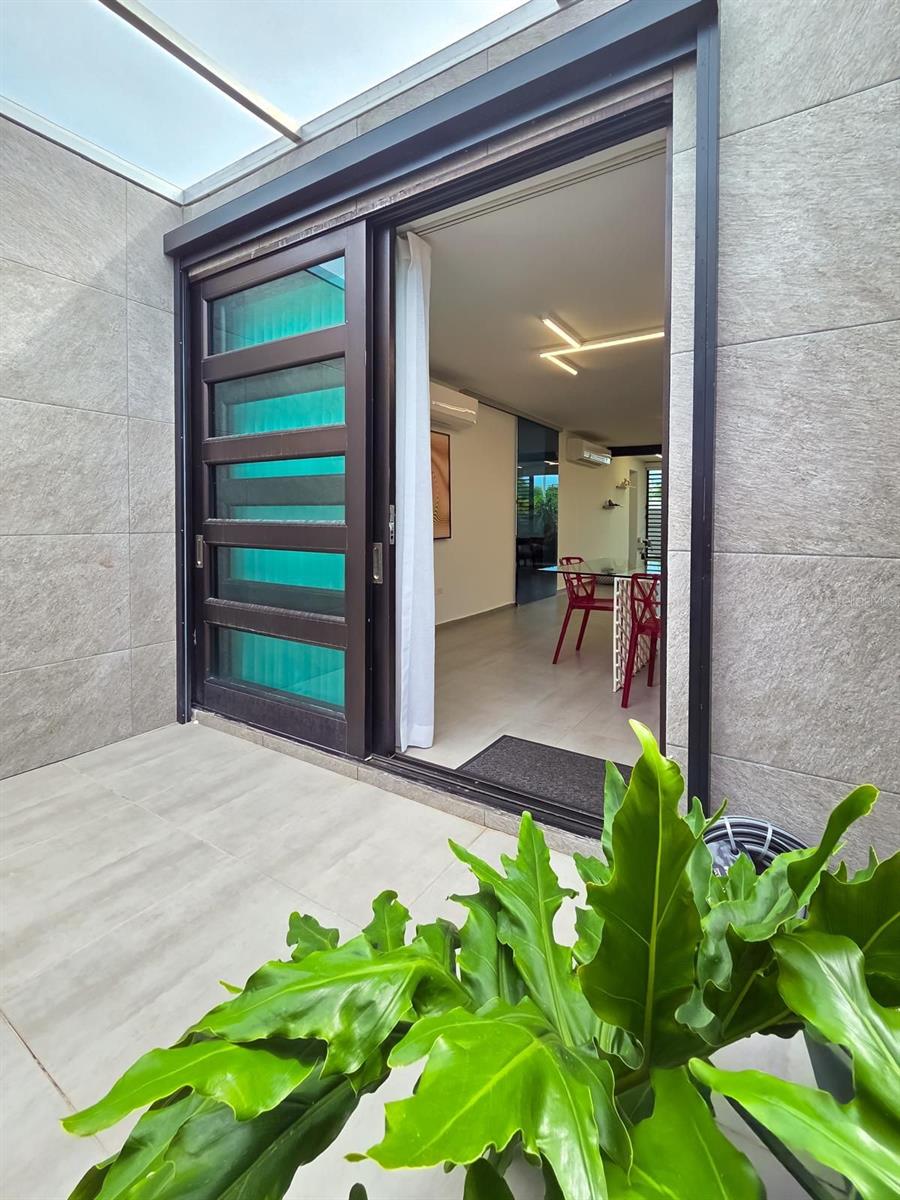 URB CAPARRA HILLS - Residential