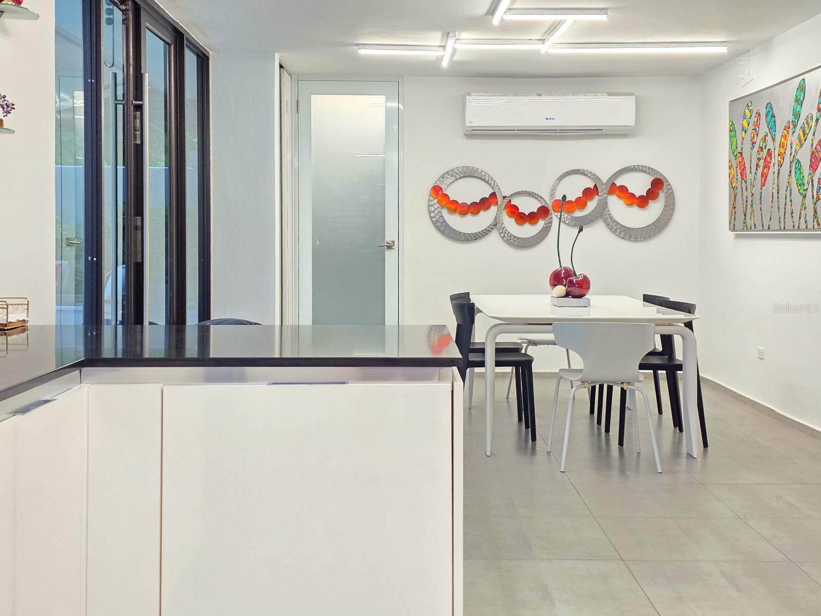 URB CAPARRA HILLS - Residential