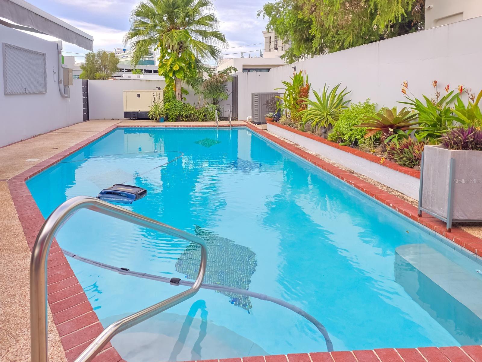 URB CAPARRA HILLS - Residential