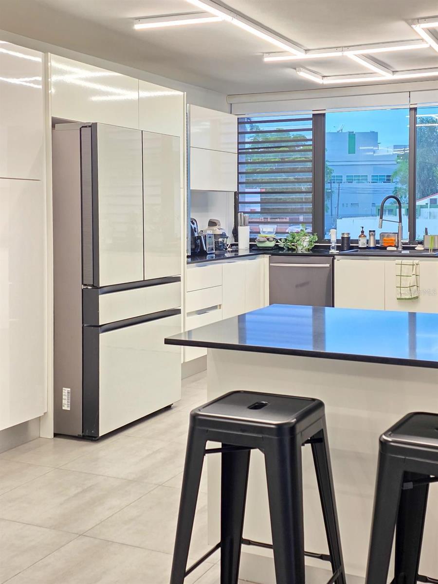 URB CAPARRA HILLS - Residential