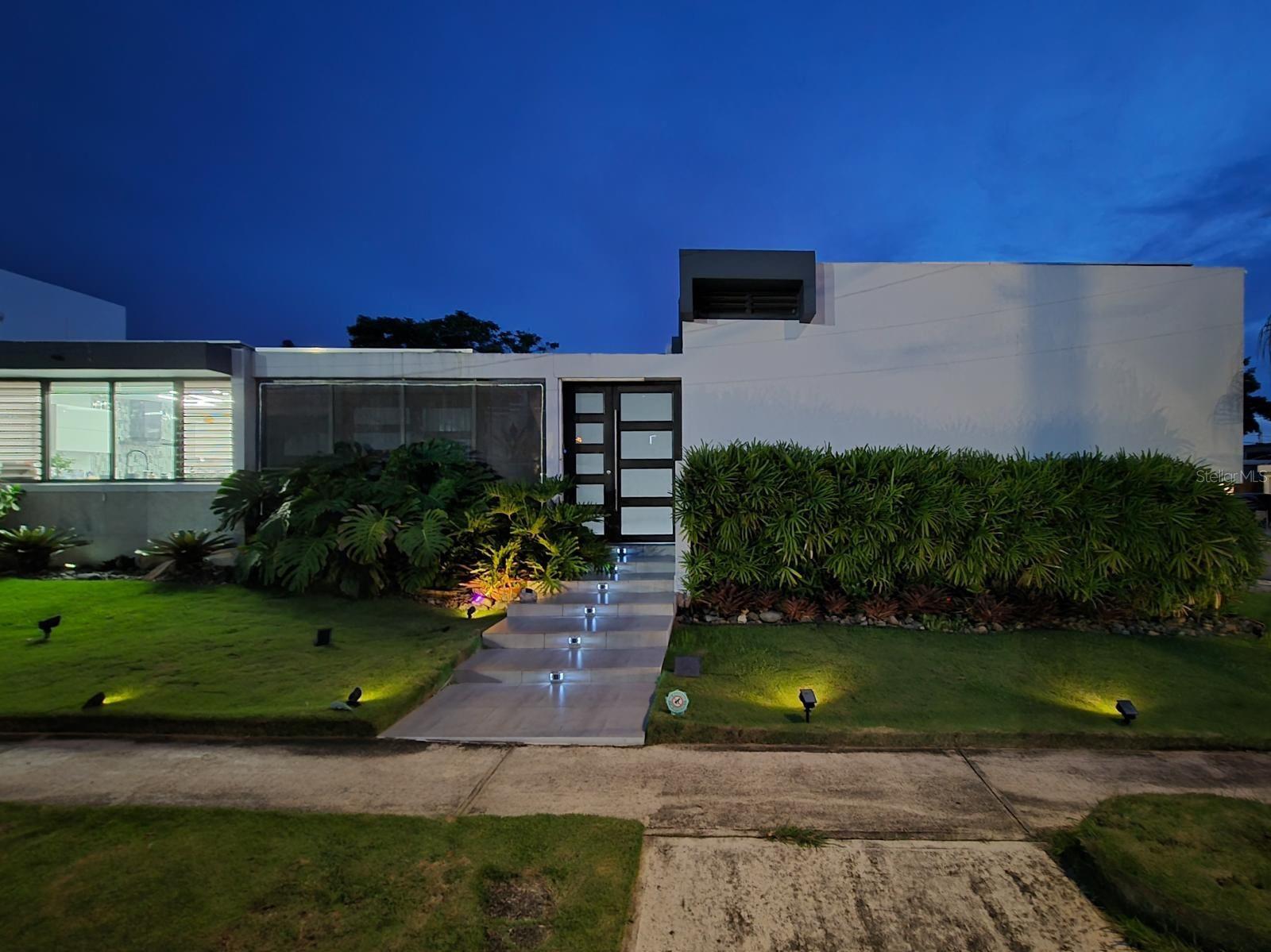 URB CAPARRA HILLS - Residential
