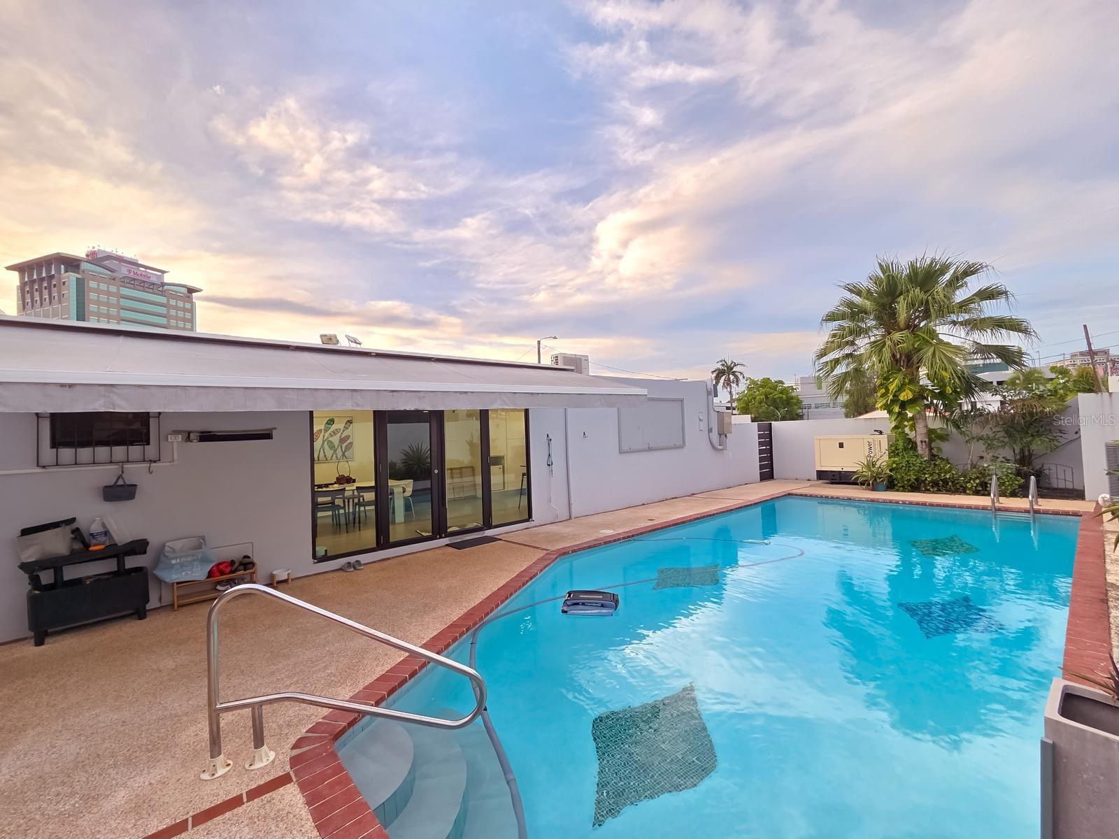 URB CAPARRA HILLS - Residential