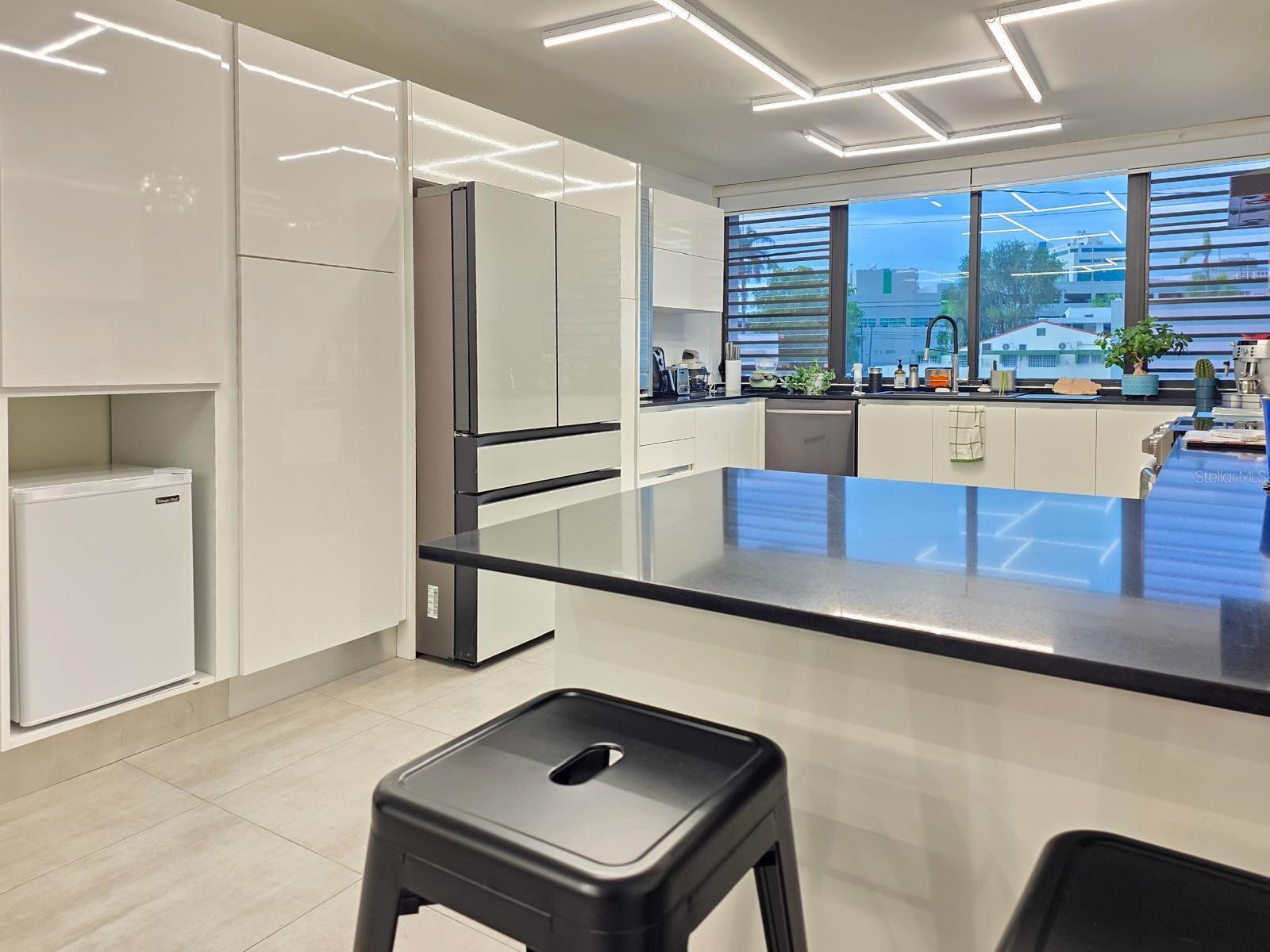 URB CAPARRA HILLS - Residential