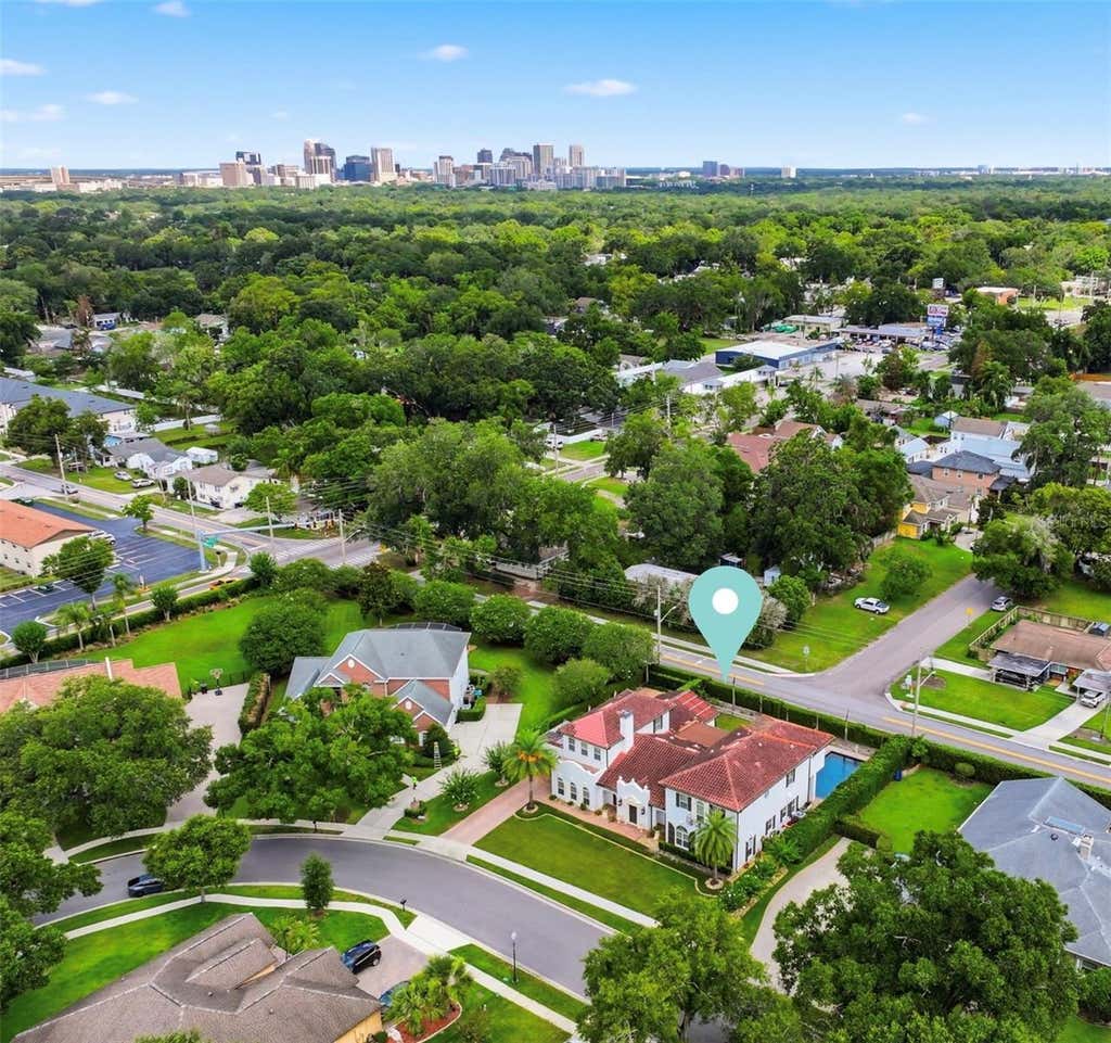 Photo of 2537 Stoneview Road, Orlando, FL 32806 (MLS # O6435770)
