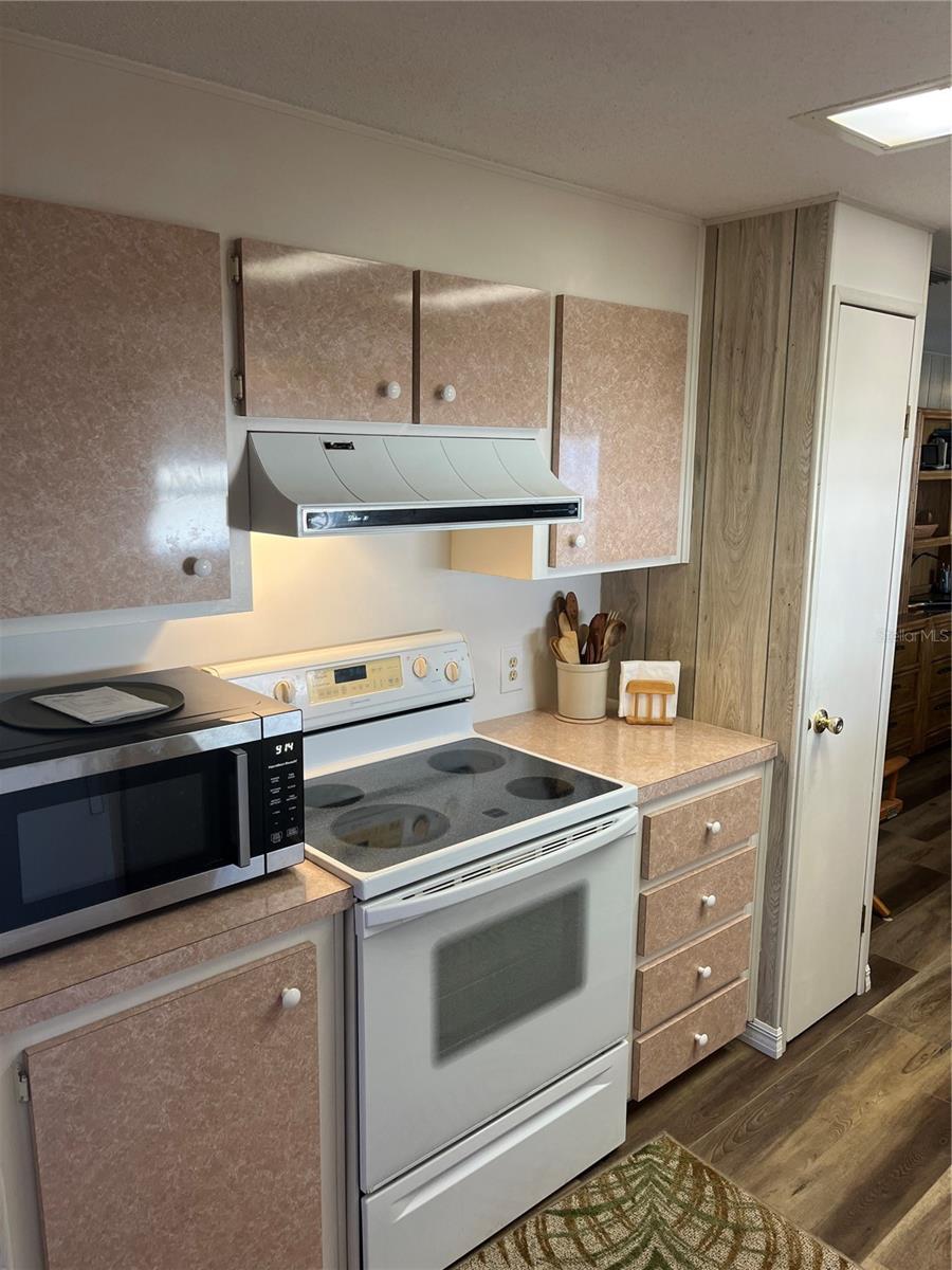 VENICE ISLE - Residential