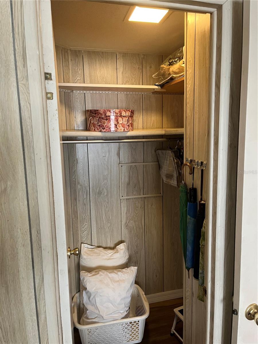 VENICE ISLE - Residential