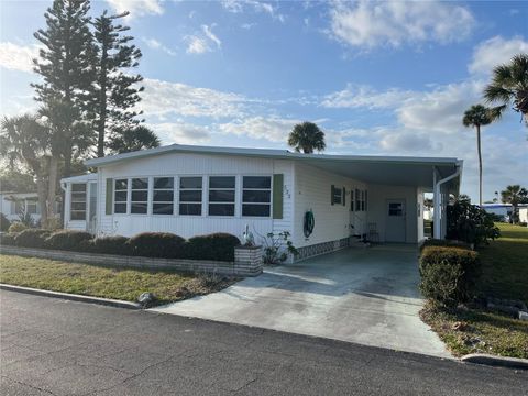532 VIA VENETO VENICE FL 34285