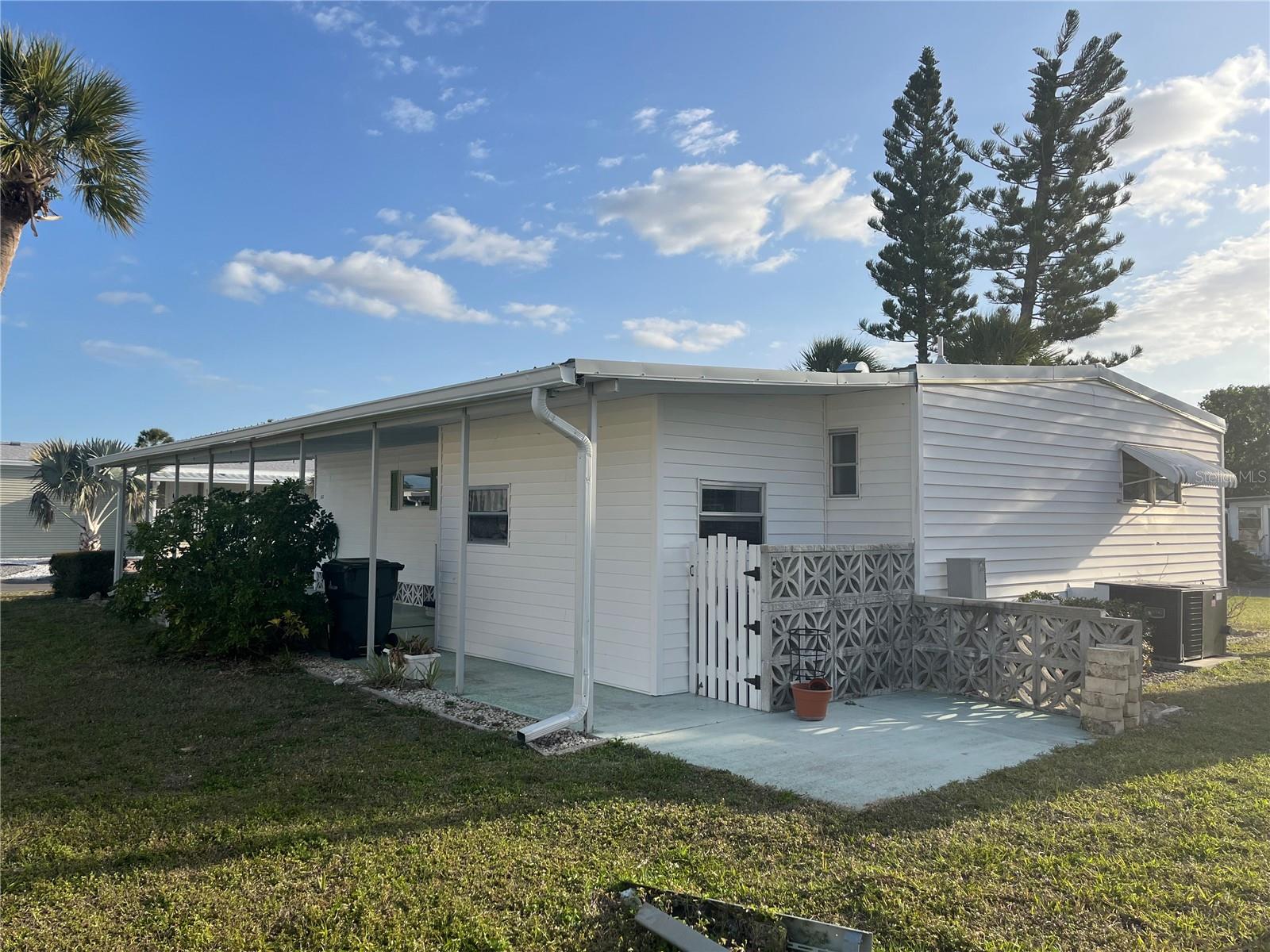 VENICE ISLE - Residential