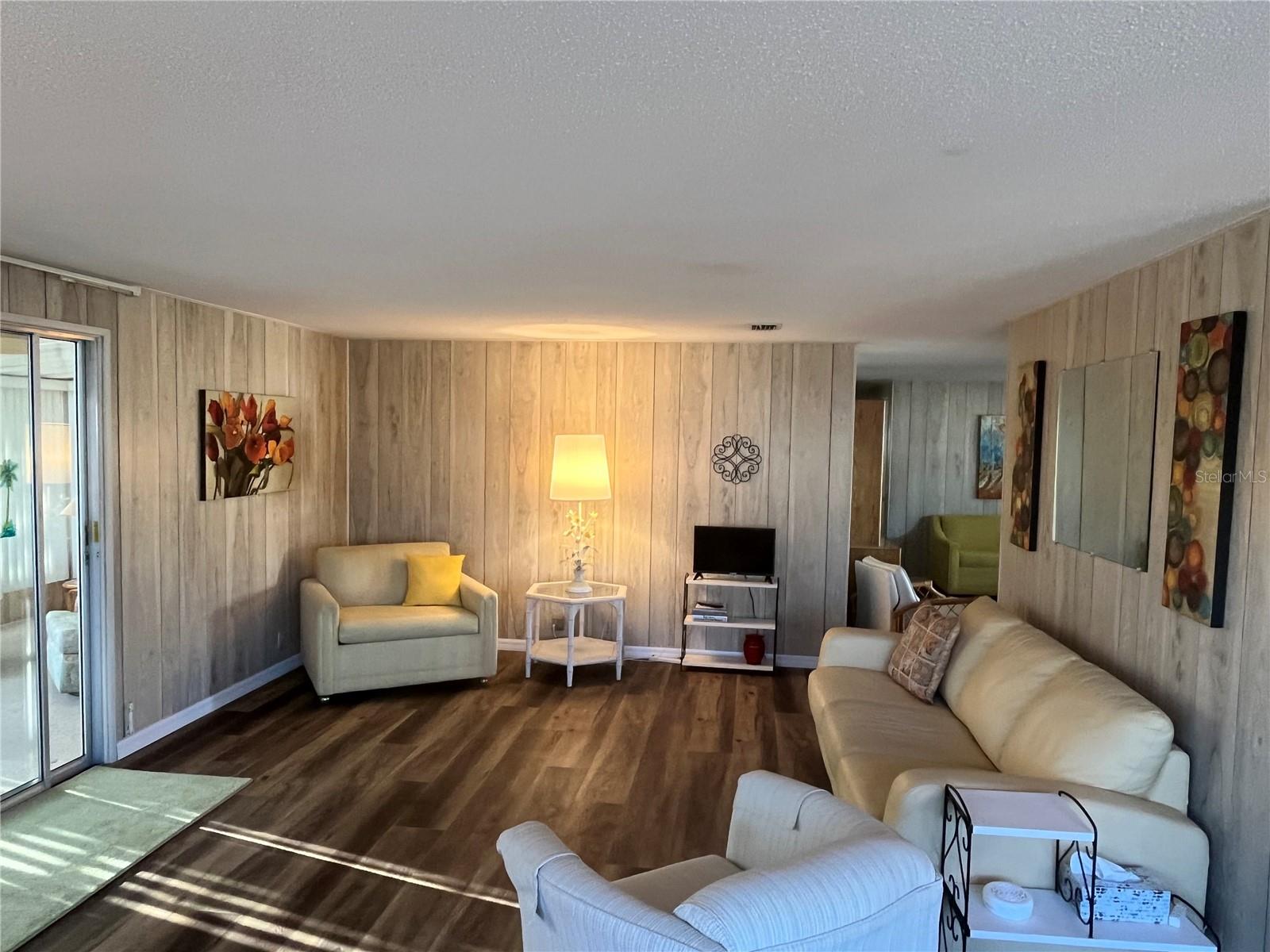 VENICE ISLE - Residential