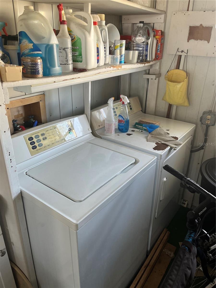 VENICE ISLE - Residential