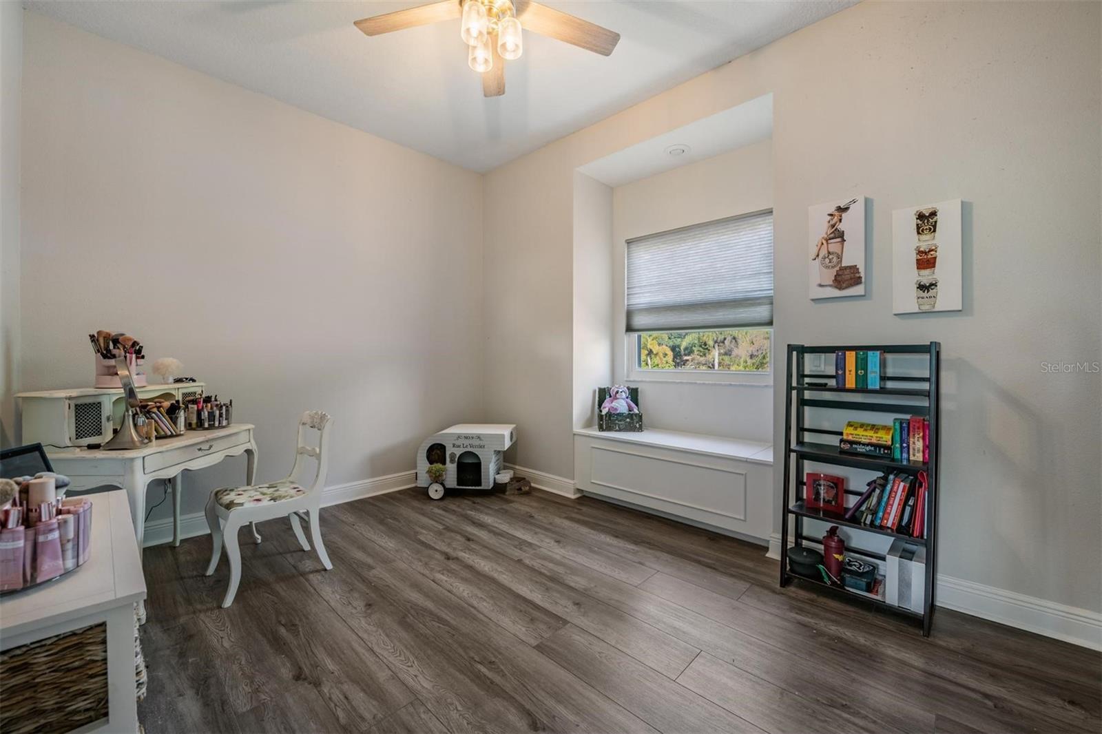 AUTUMN WOODS-UNIT II - Residential