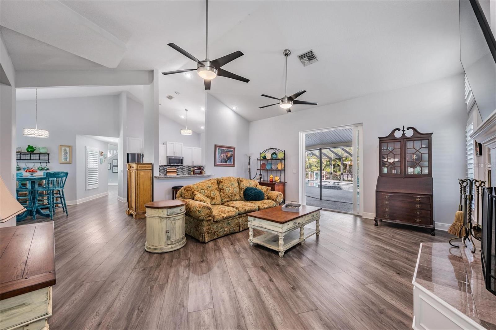 AUTUMN WOODS-UNIT II - Residential