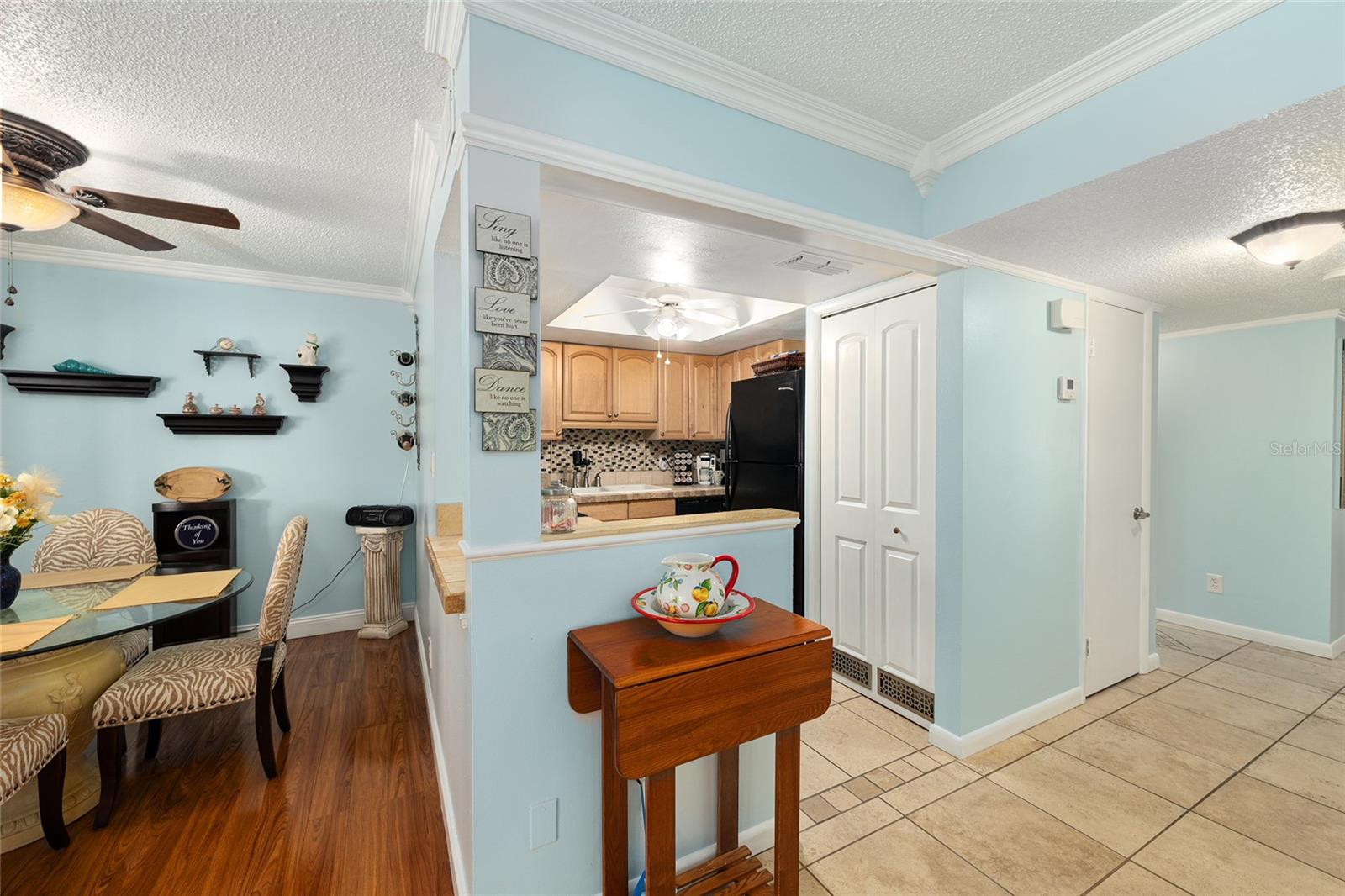THE FAIRWAYS AT SILVER SPRINGS SHORES CONDO NO 5 - Residential