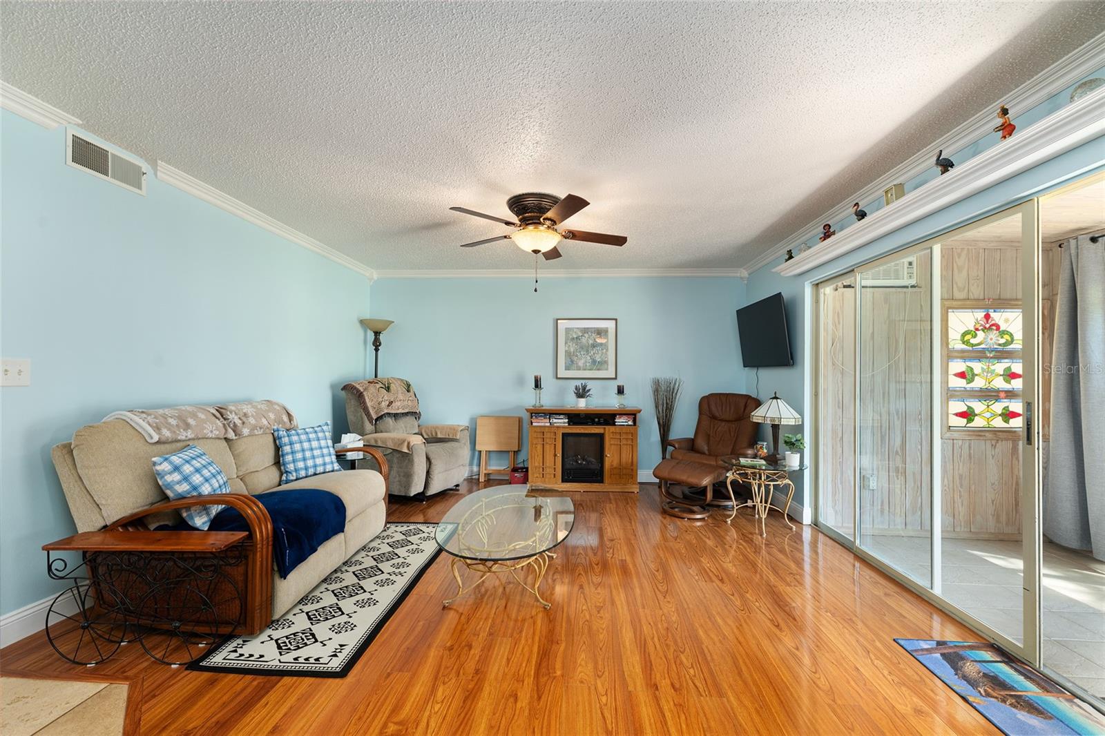 THE FAIRWAYS AT SILVER SPRINGS SHORES CONDO NO 5 - Residential