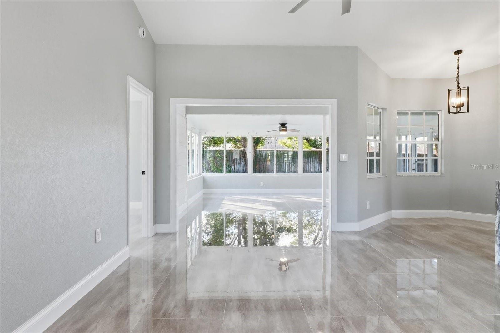 SPRING HILL - Residential