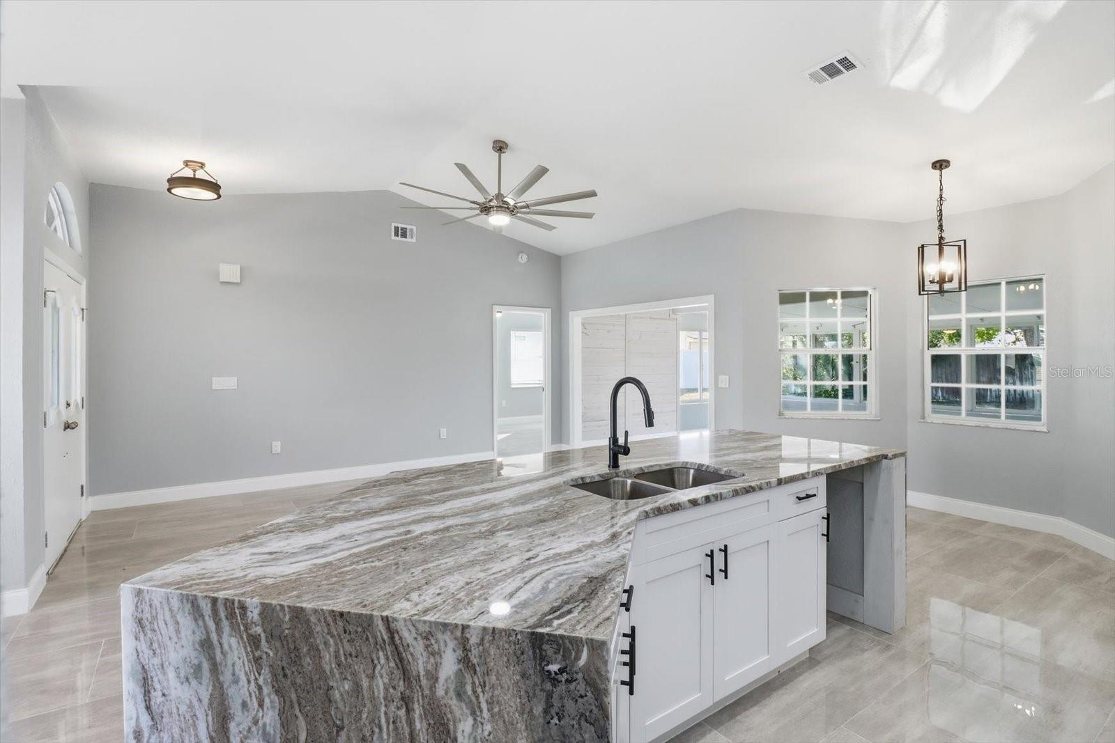 SPRING HILL - Residential