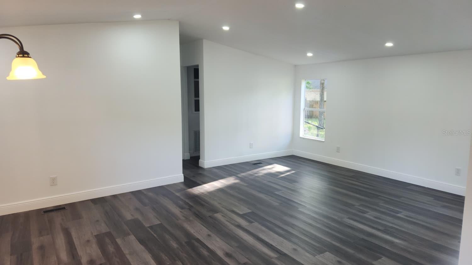 OCALA PARK ESTATE - Residential