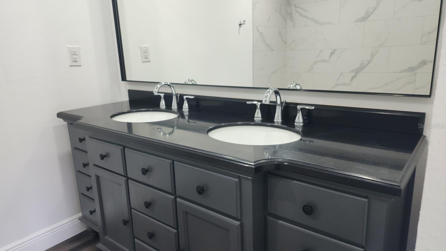 OCALA PARK ESTATE - Residential