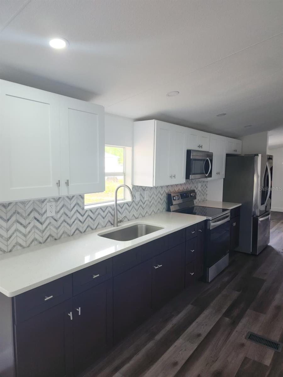 OCALA PARK ESTATE - Residential