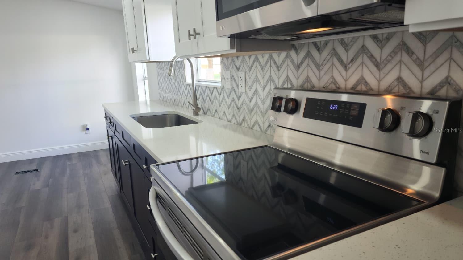 OCALA PARK ESTATE - Residential