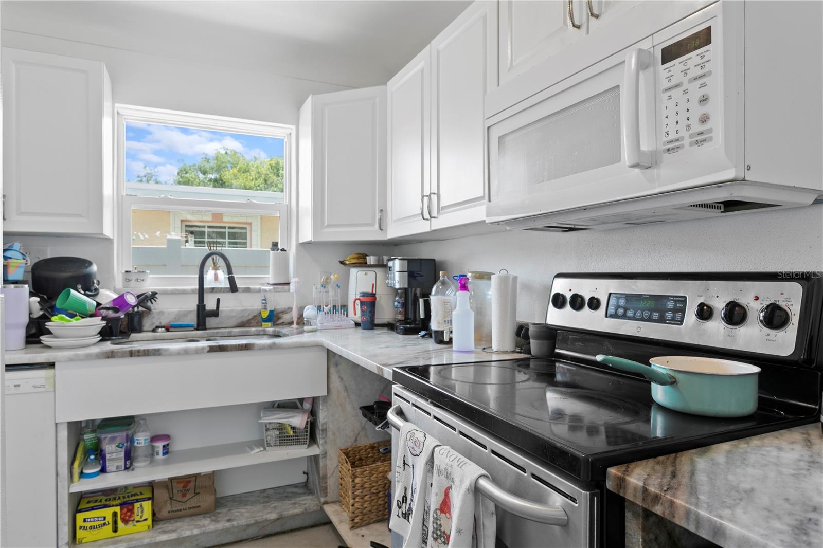 KELLY JOHN ALEX-GOODELL SUB - Residential Lease