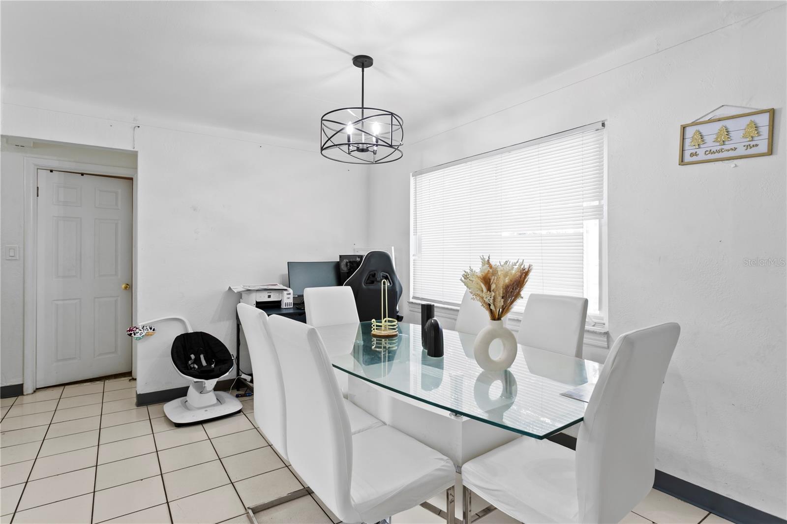 KELLY JOHN ALEX-GOODELL SUB - Residential Lease