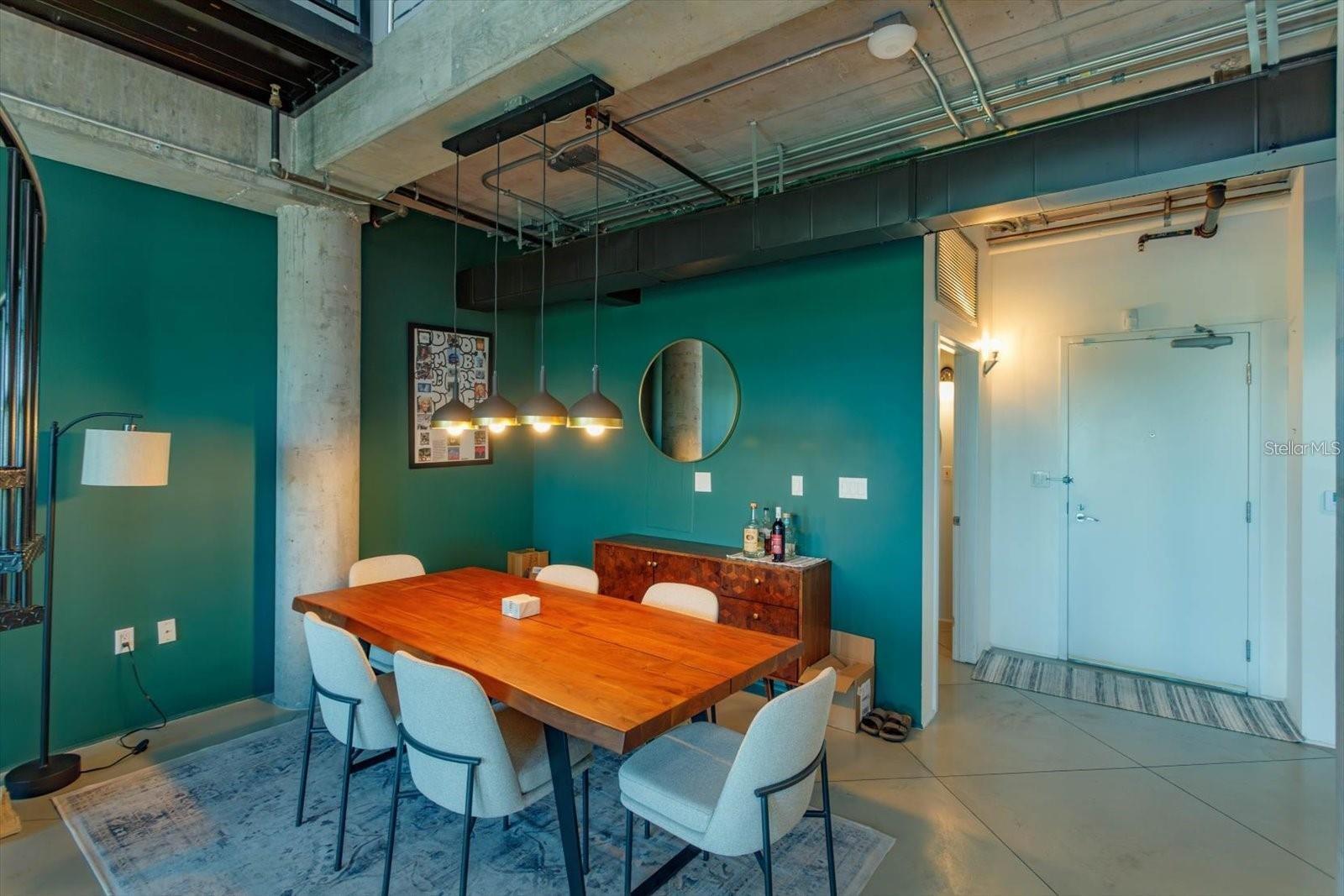 THORNTON PARK CENTRAL CONDO - Residential Lease