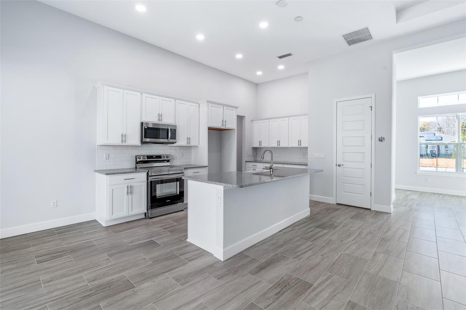 LAKEVIEW-SEC 37 PALM COAST PARK - Residential